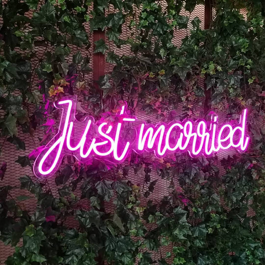 Just married Neon Sign